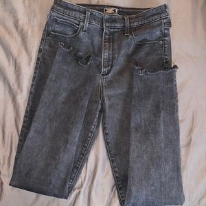 Black jean, no holes, Abercrombie & Fitch, 28 L